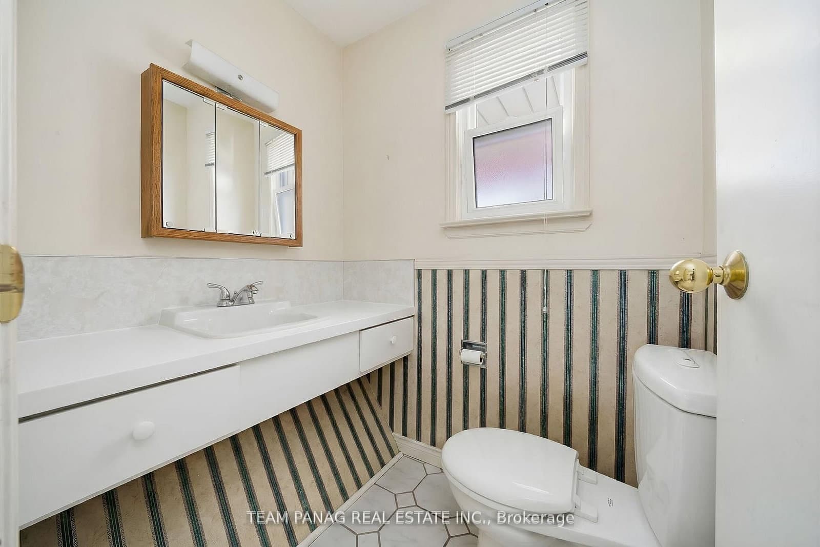 3377 Mayfield Road thumbnail 26