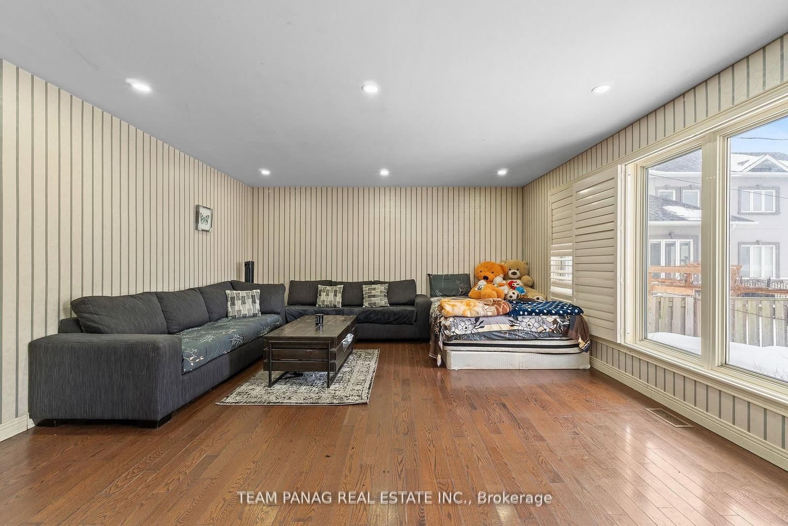 3377 Mayfield Road thumbnail 9