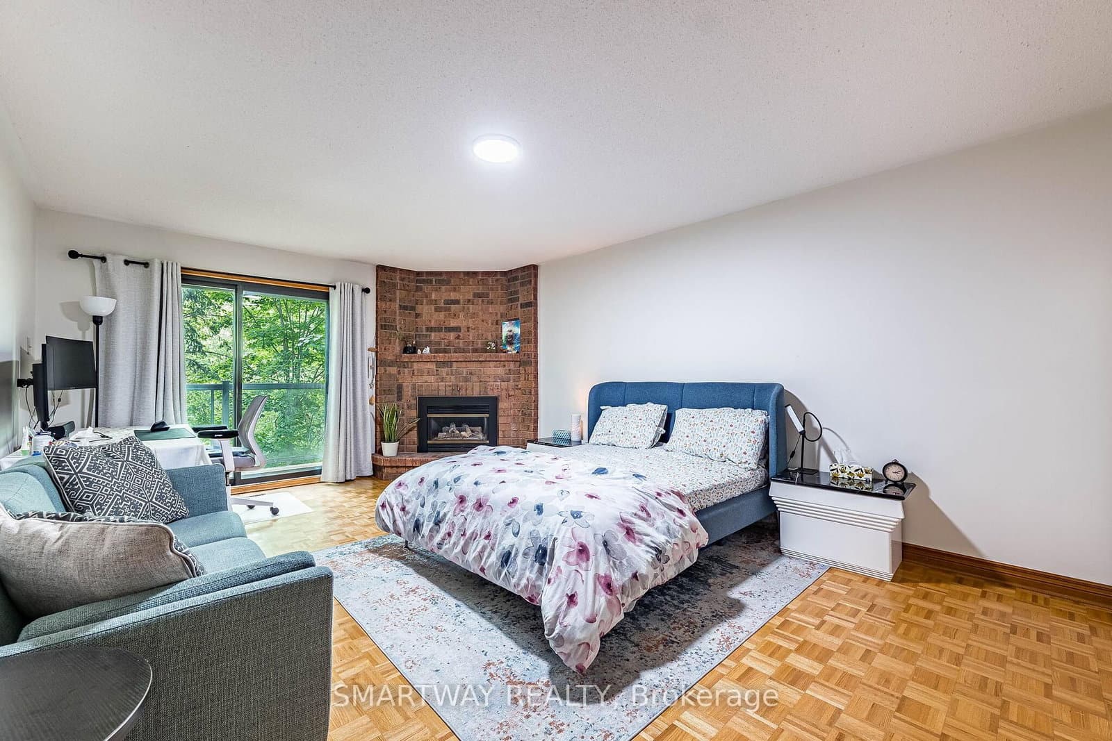 4522 Badminton Drive thumbnail 13