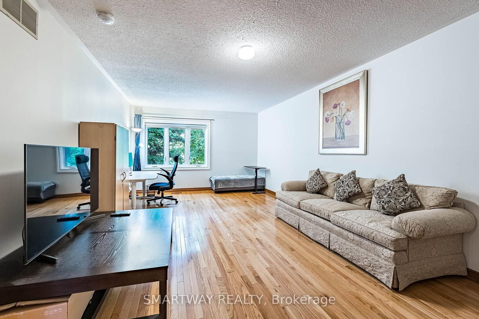 4522 Badminton Drive thumbnail 20