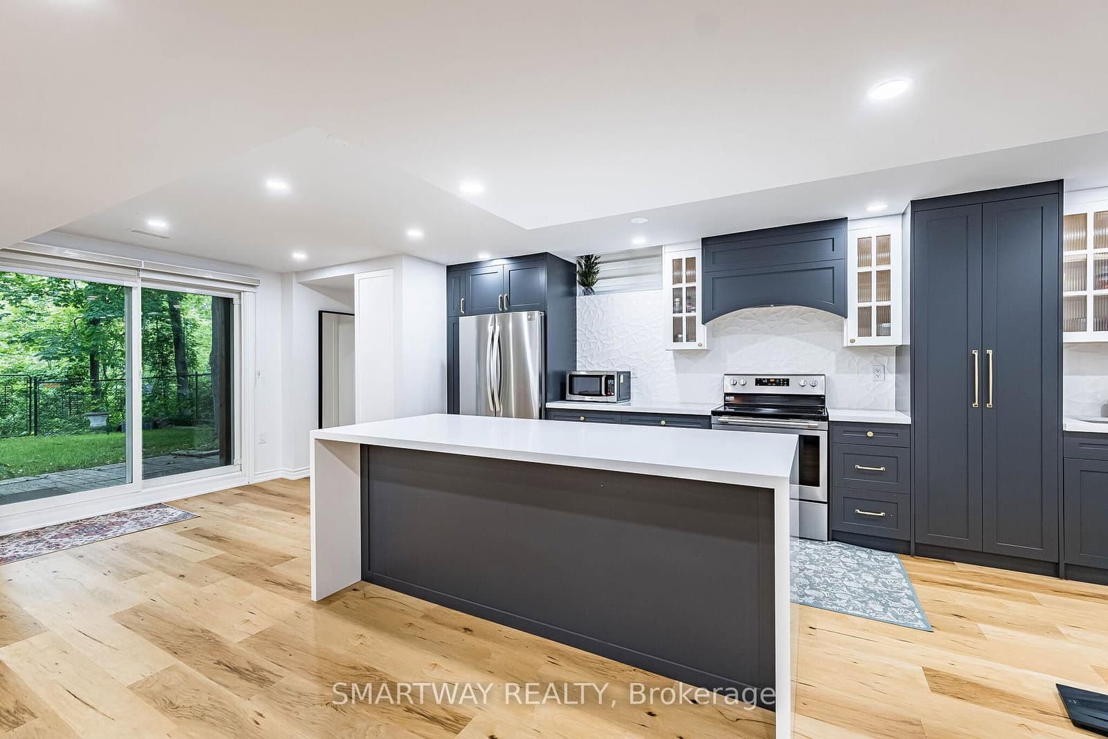 4522 Badminton Drive thumbnail 37