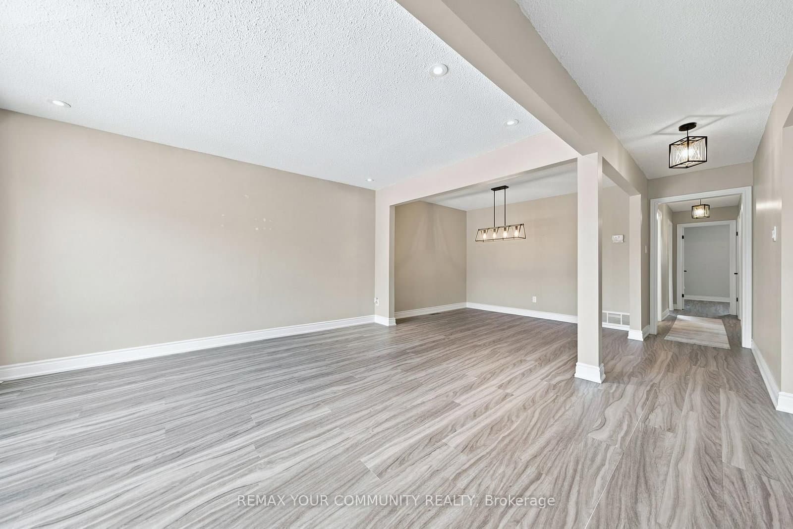 36 Roseville Drive, Unit Upper thumbnail 5