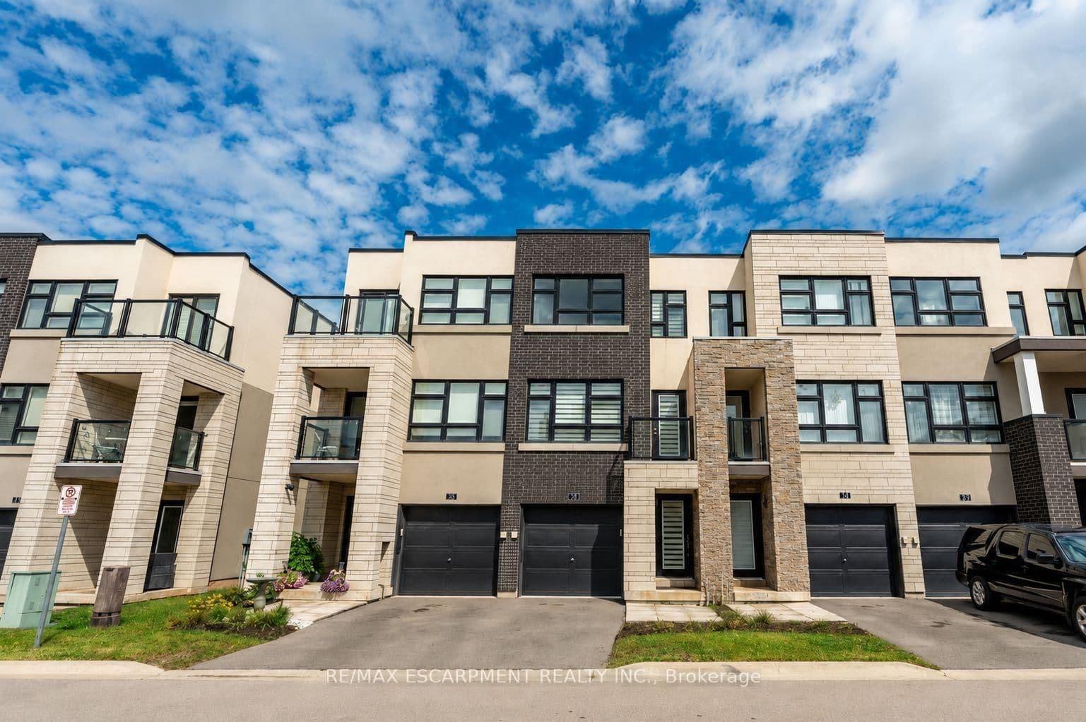 #73 - 1121 Cooke Boulevard