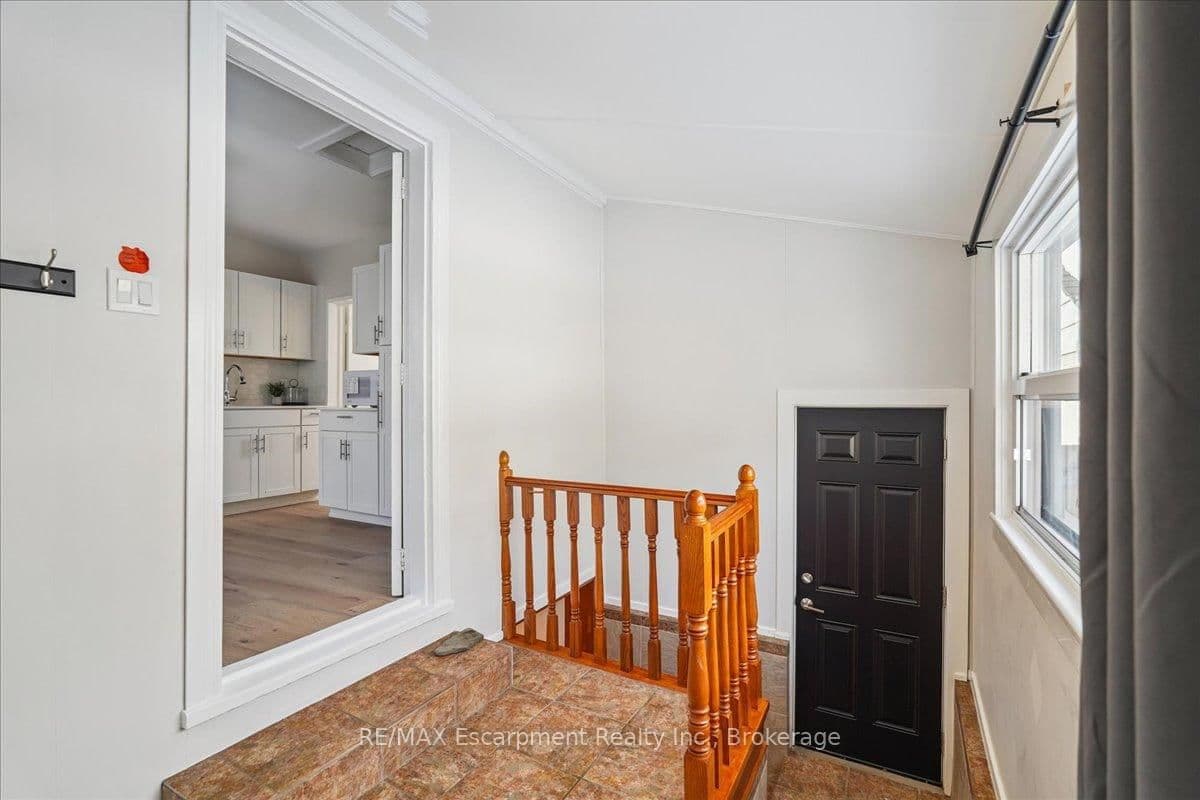 135 DEANE Avenue thumbnail 15