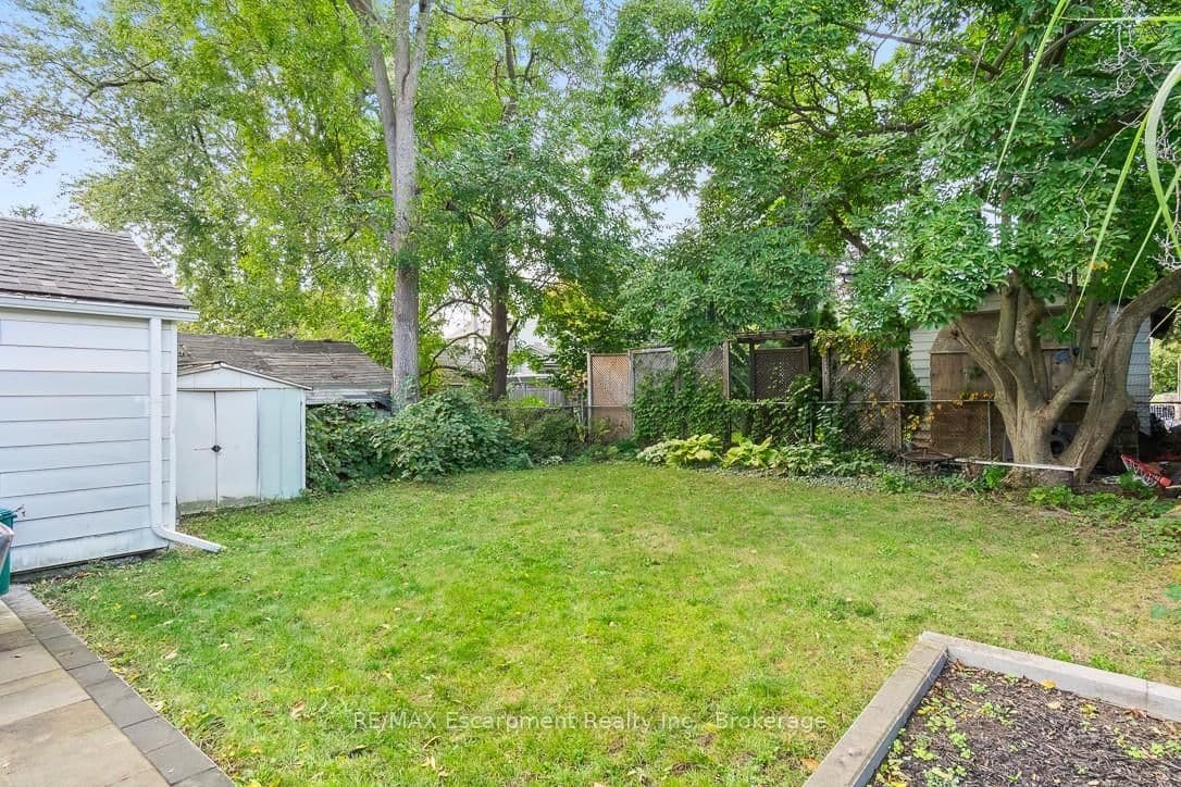 135 DEANE Avenue thumbnail 27