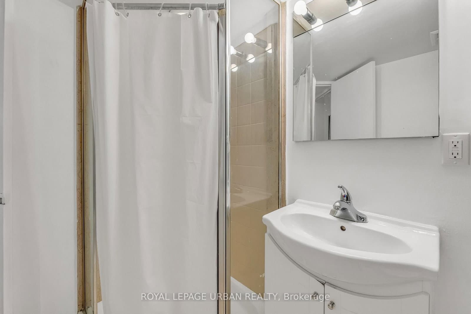 61 Markbrook Lane, Unit 1210 thumbnail 26