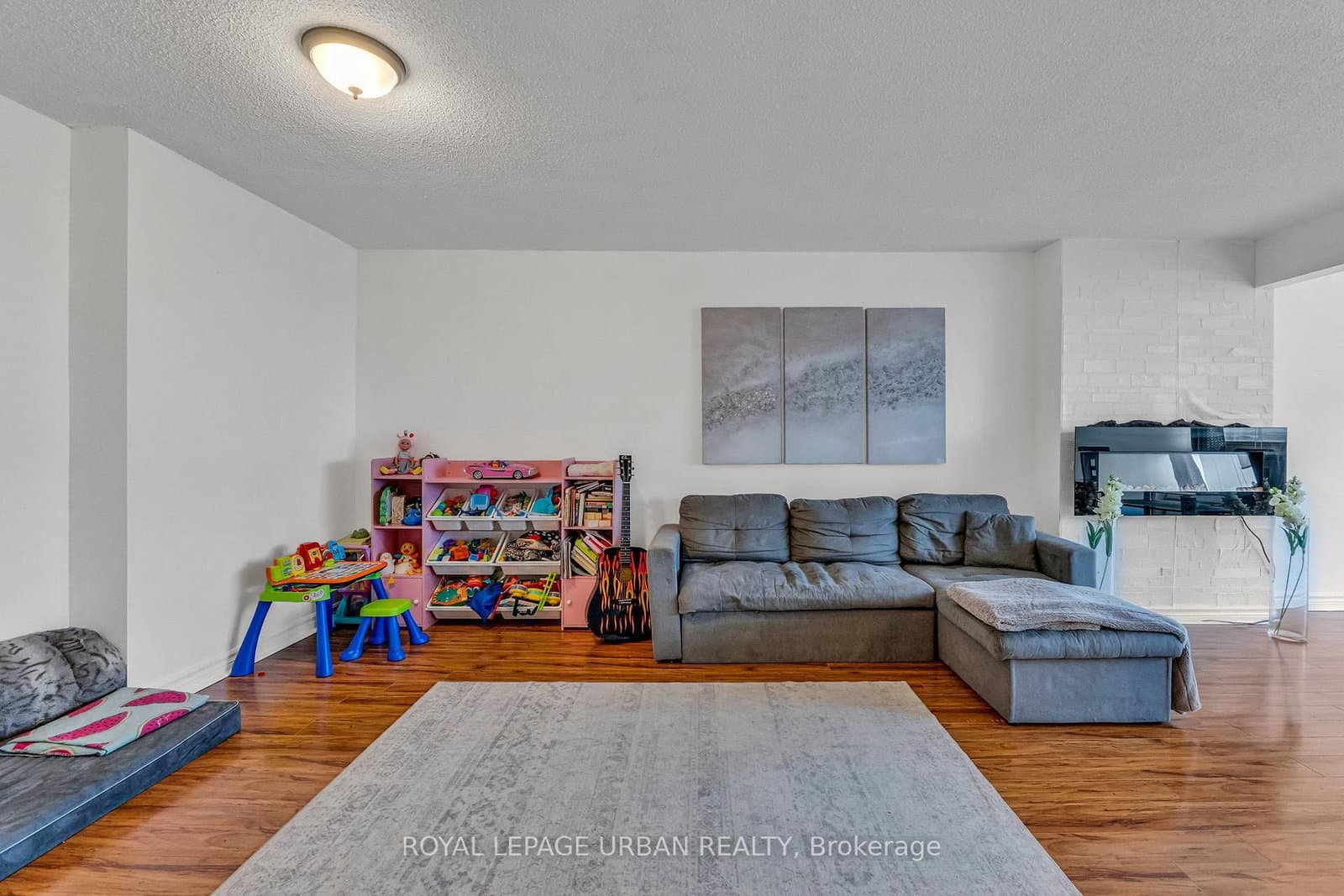 61 Markbrook Lane, Unit 1210 thumbnail 6