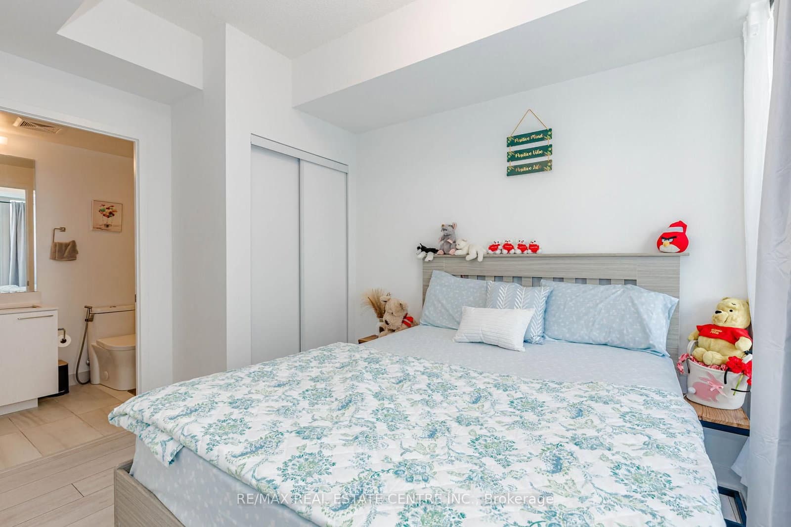 260 Malta Avenue, Unit 1603 thumbnail 18
