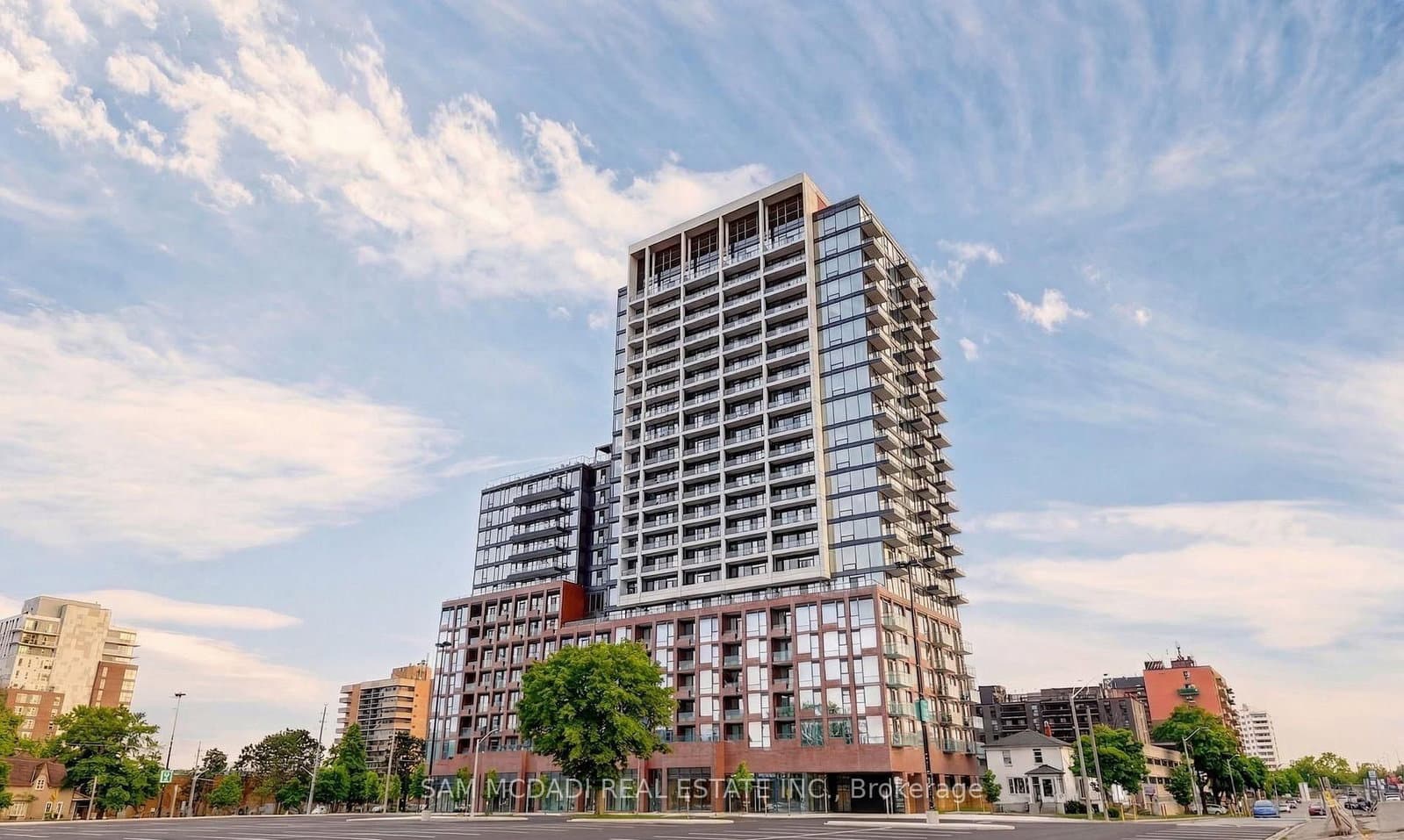 28 Ann Street E, Unit 301 - Image 1