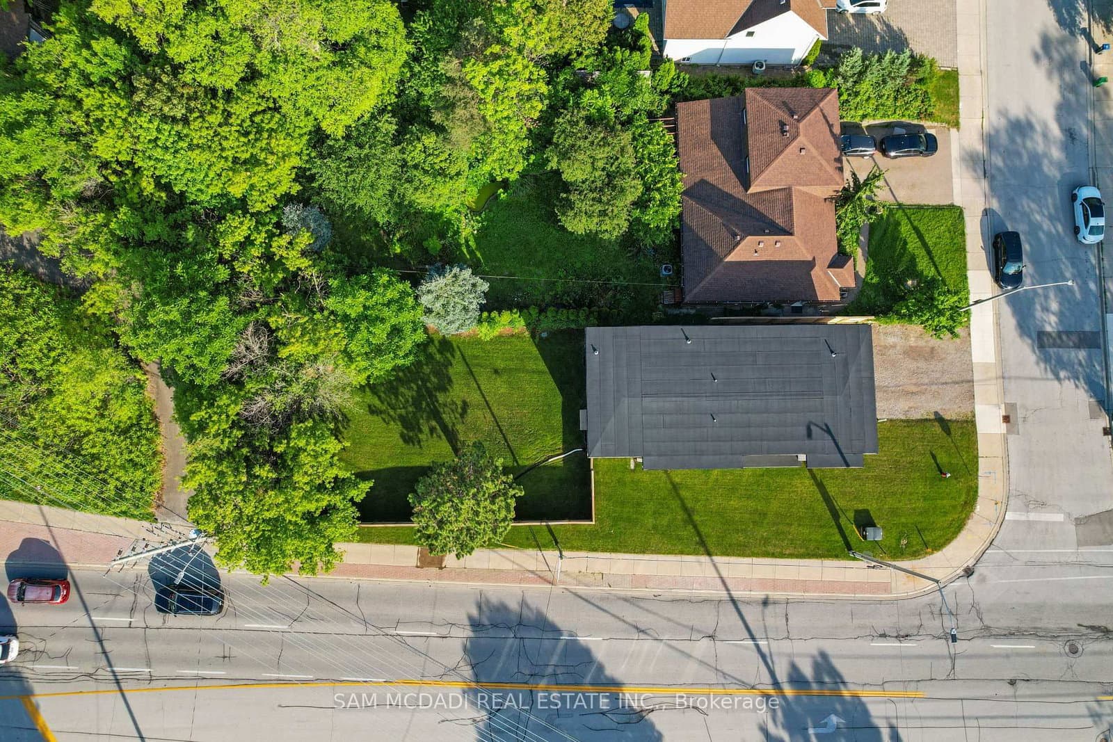 1 Brookside Drive thumbnail 40