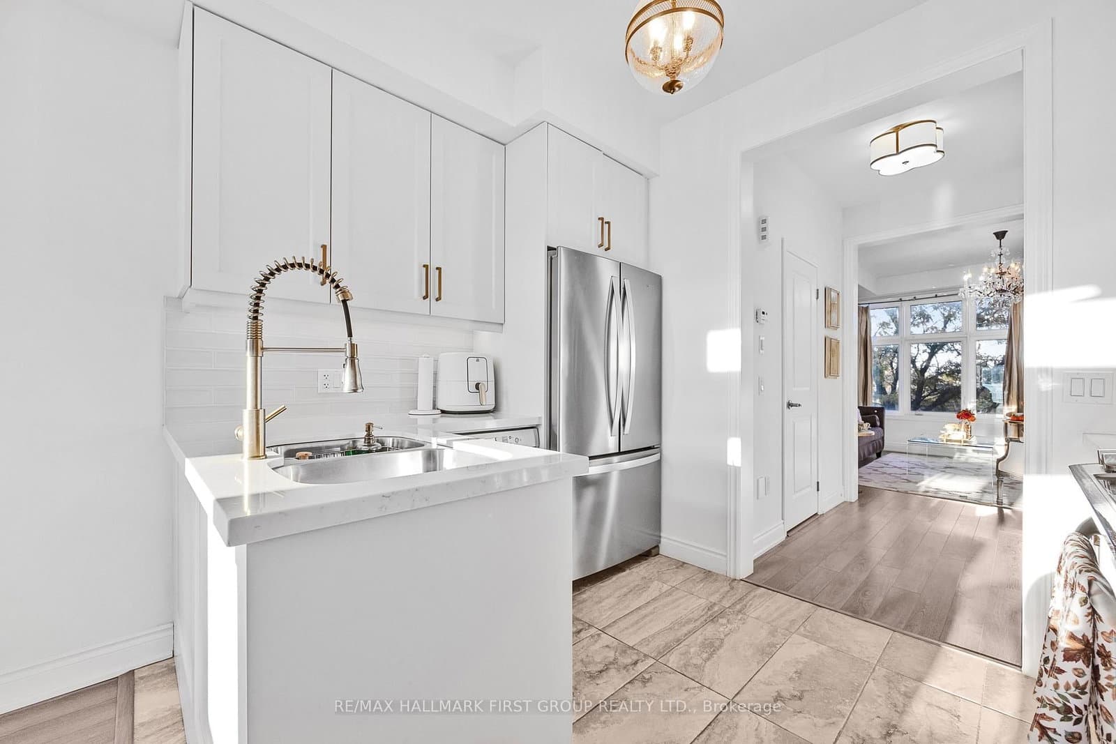 3034 Islington Avenue thumbnail 9