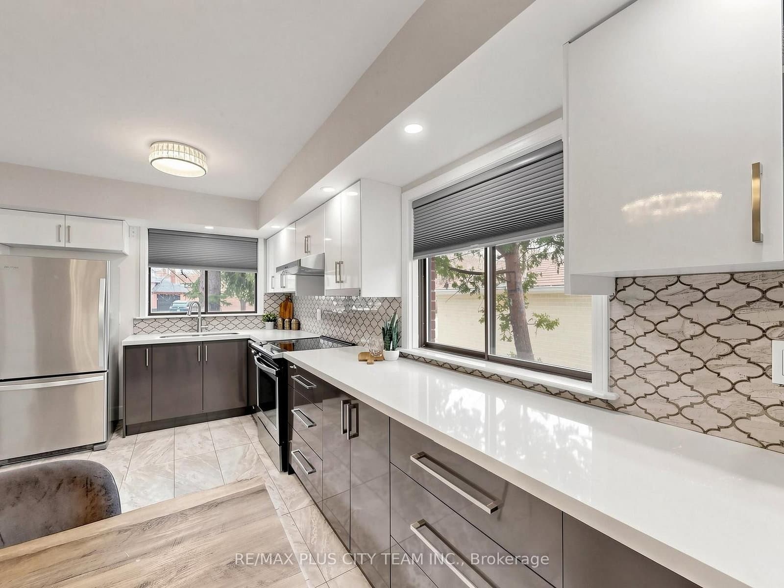 260 Renforth Drive thumbnail 13