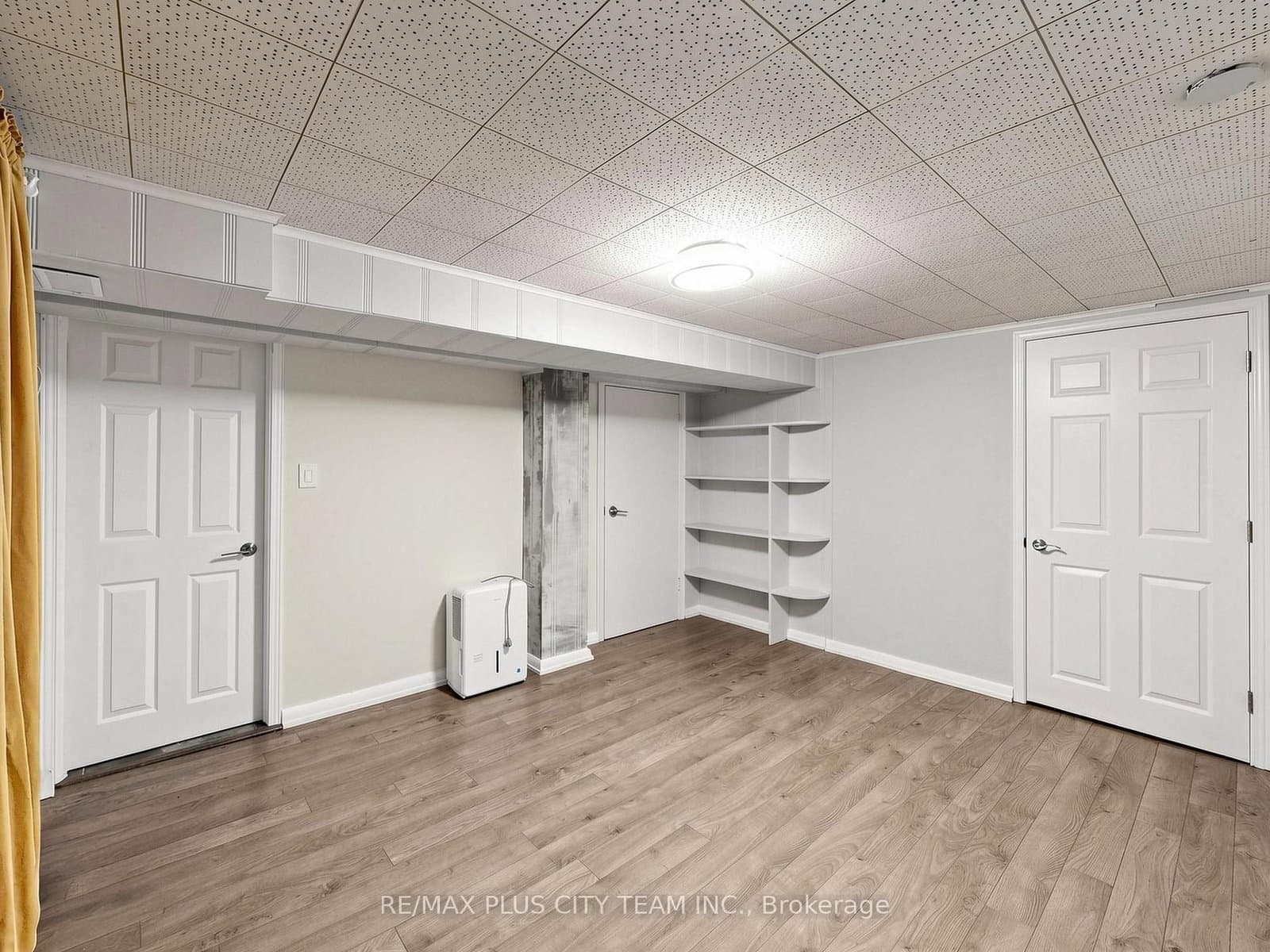 260 Renforth Drive thumbnail 30