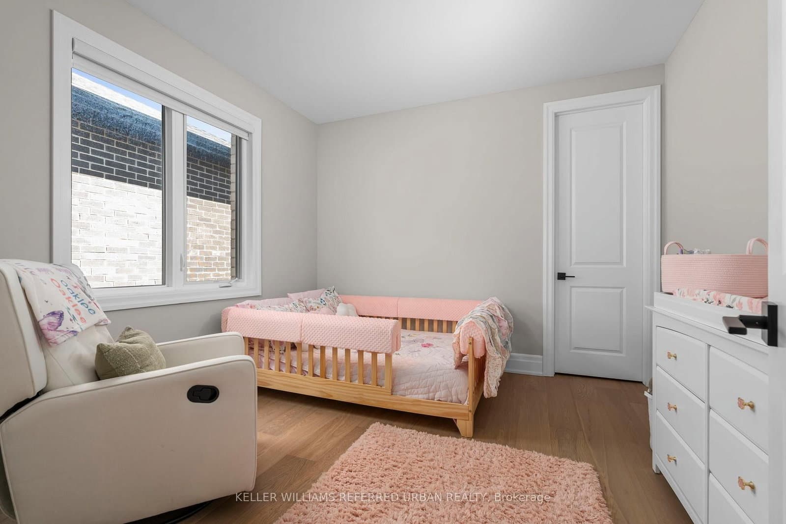 1318 Courtleigh Trail thumbnail 21