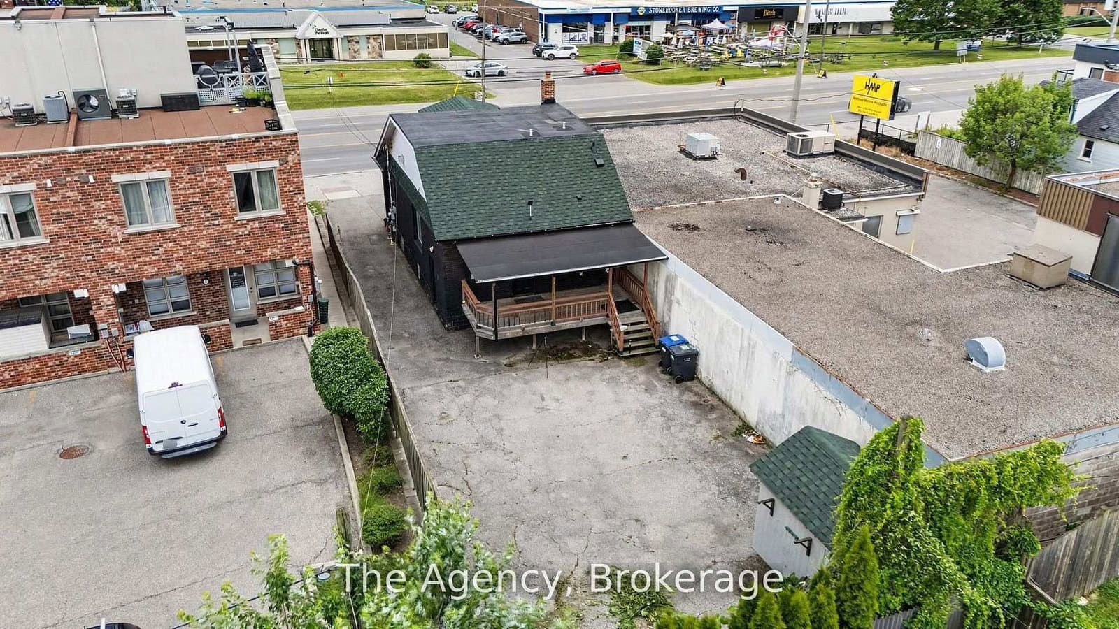 881 Lakeshore Road E thumbnail 39