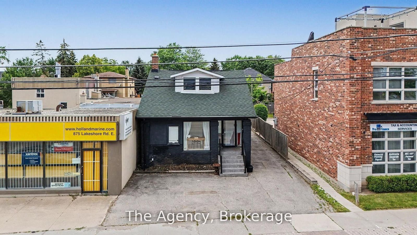 881 Lakeshore Road E thumbnail 42