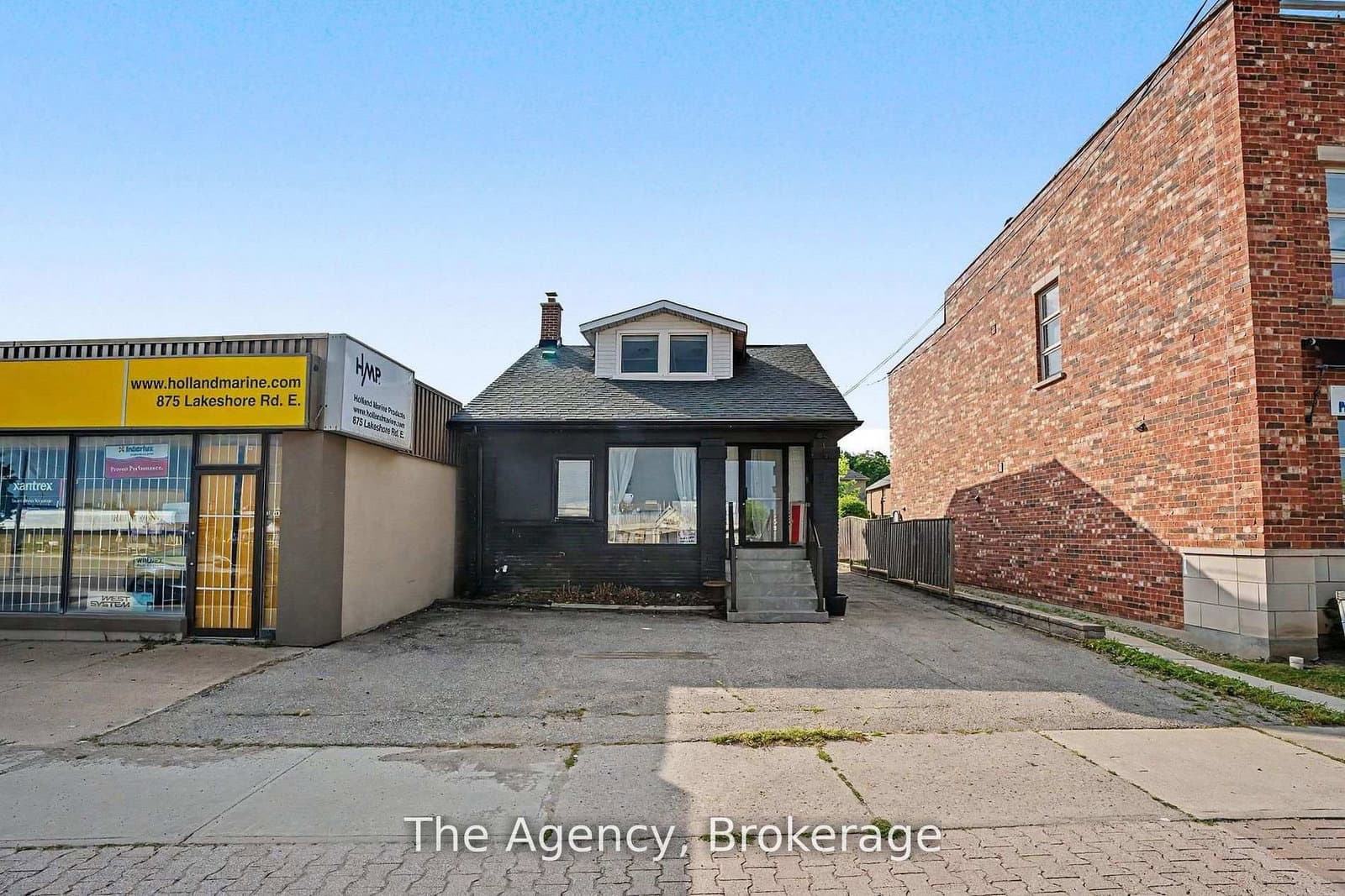 881 Lakeshore Road E thumbnail 46
