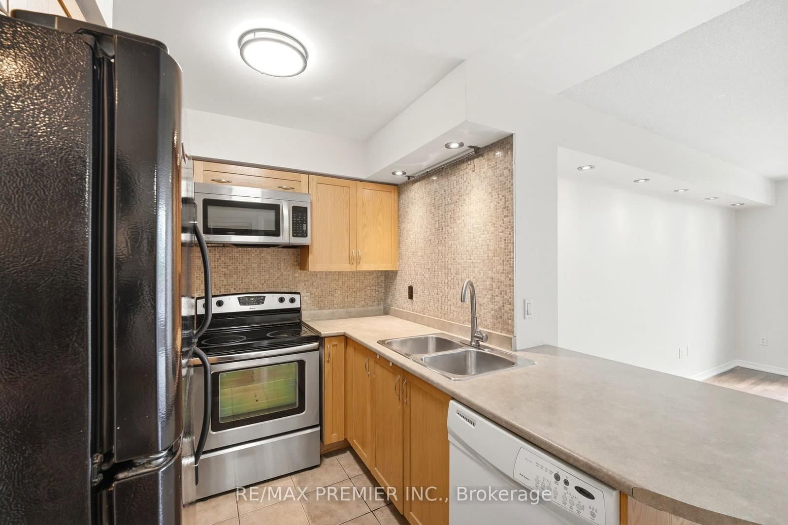 2772 Keele Street, Unit 306 thumbnail 12