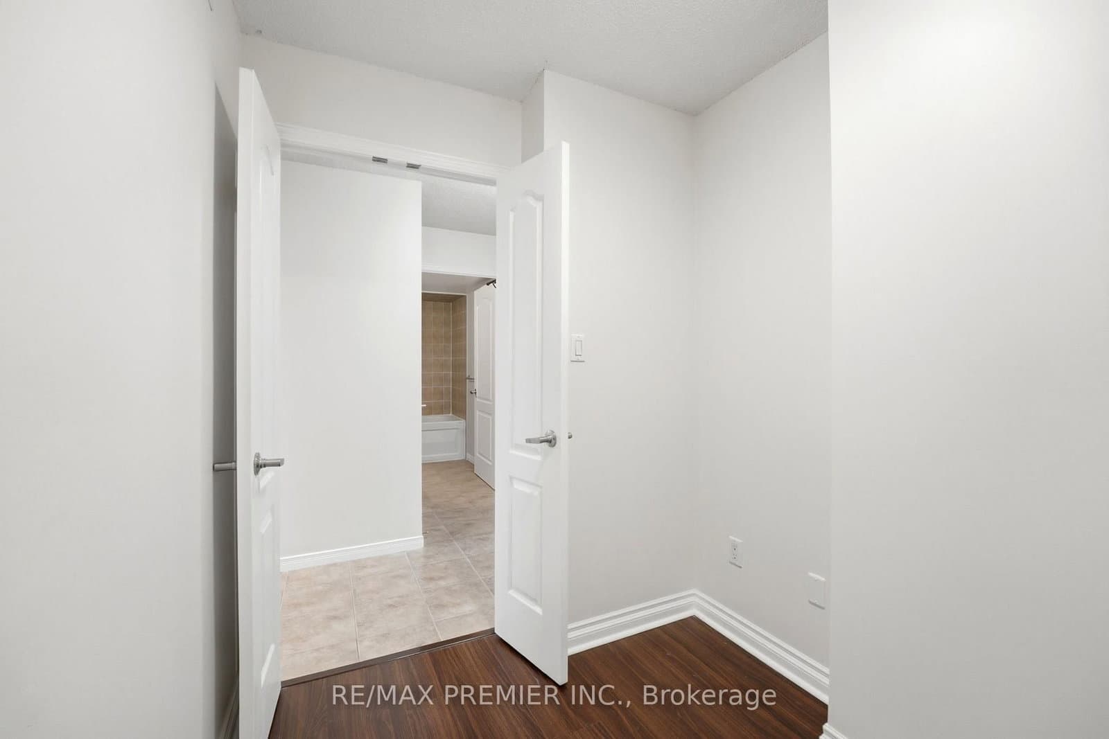 2772 Keele Street, Unit 306 thumbnail 19