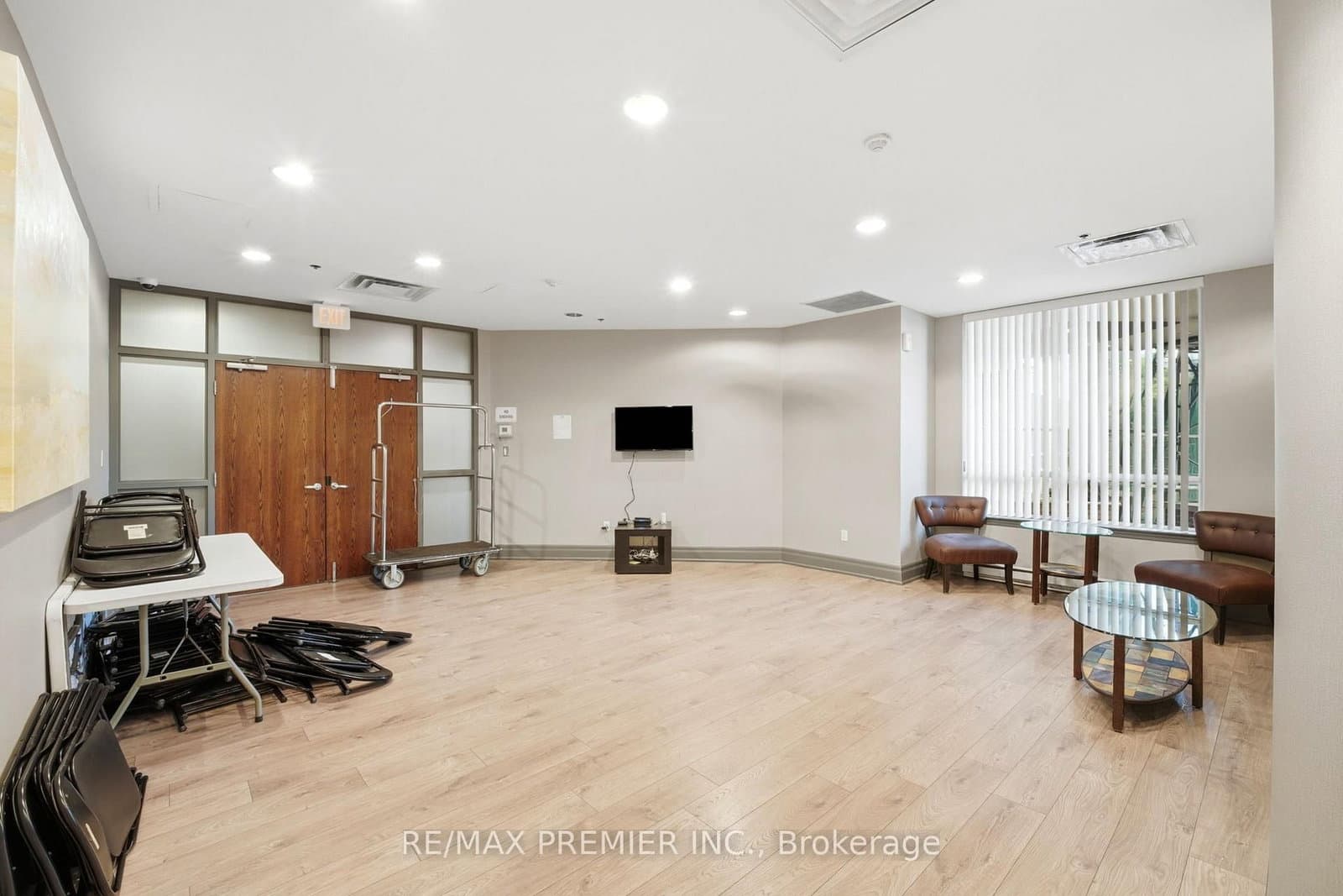 2772 Keele Street, Unit 306 thumbnail 24