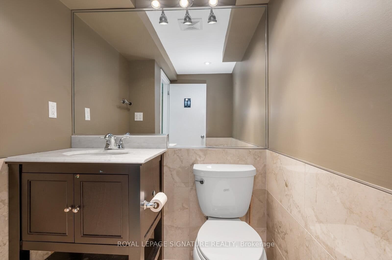 300 Lakeshore Road E, Unit 2 thumbnail 6