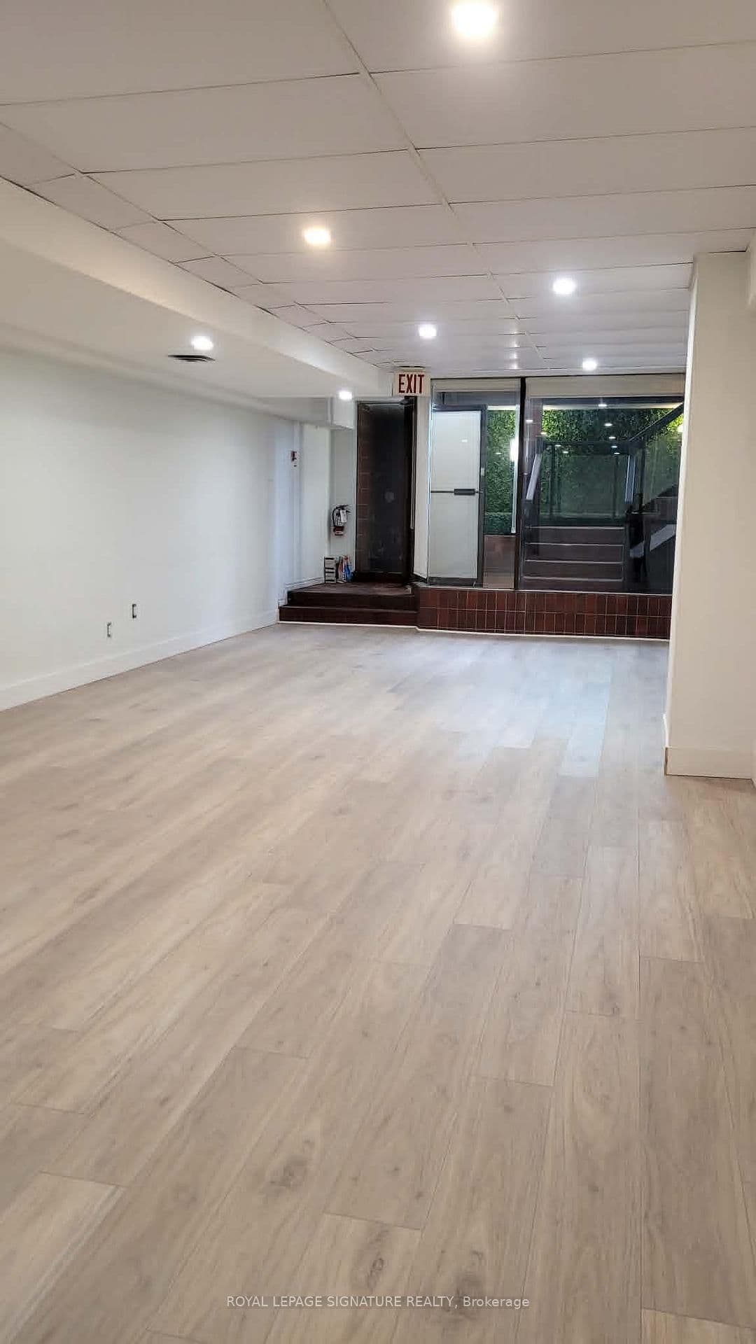 300 Lakeshore Road E, Unit 2 thumbnail 9