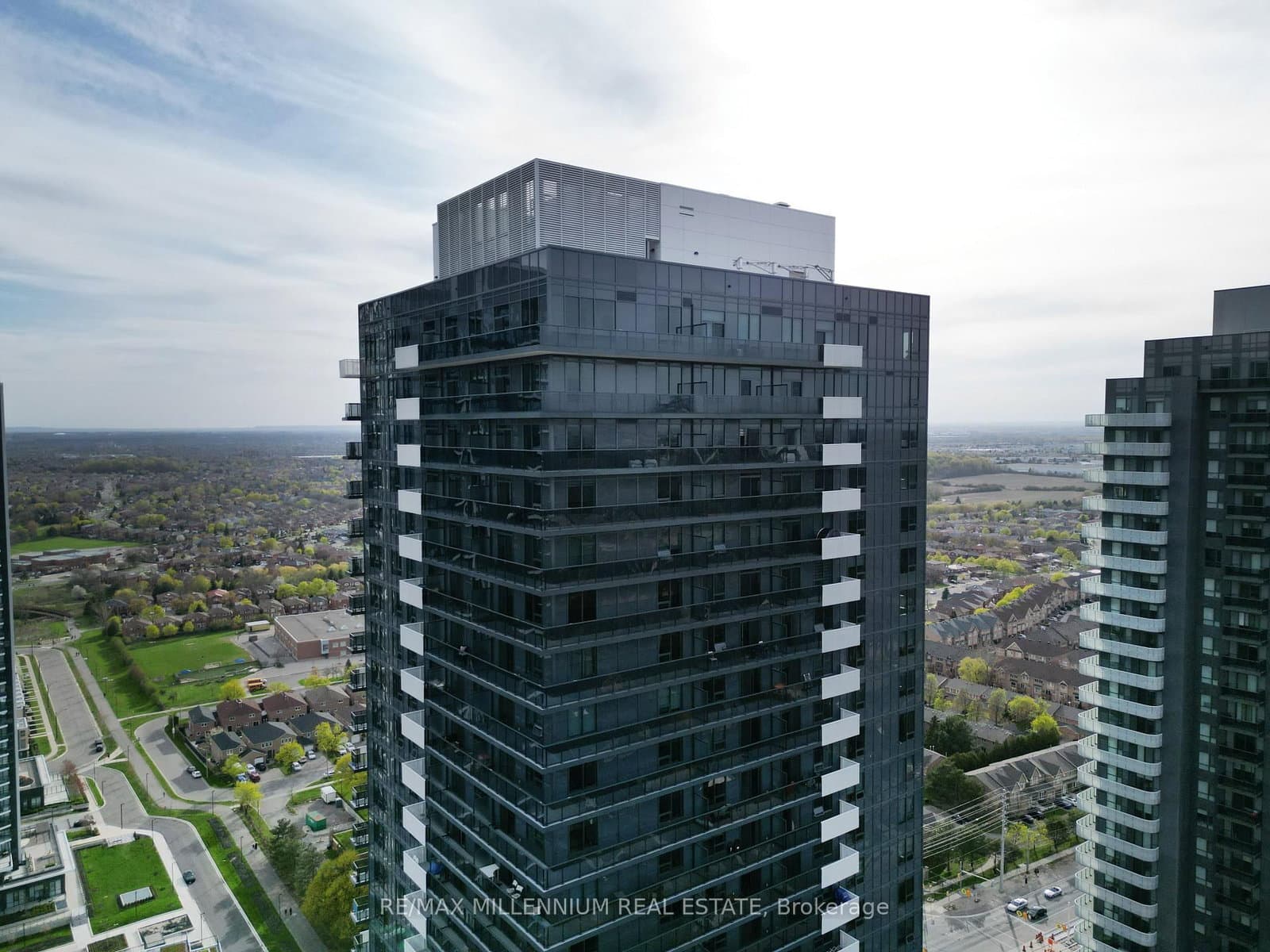5105 Hurontario Street, Unit PH6