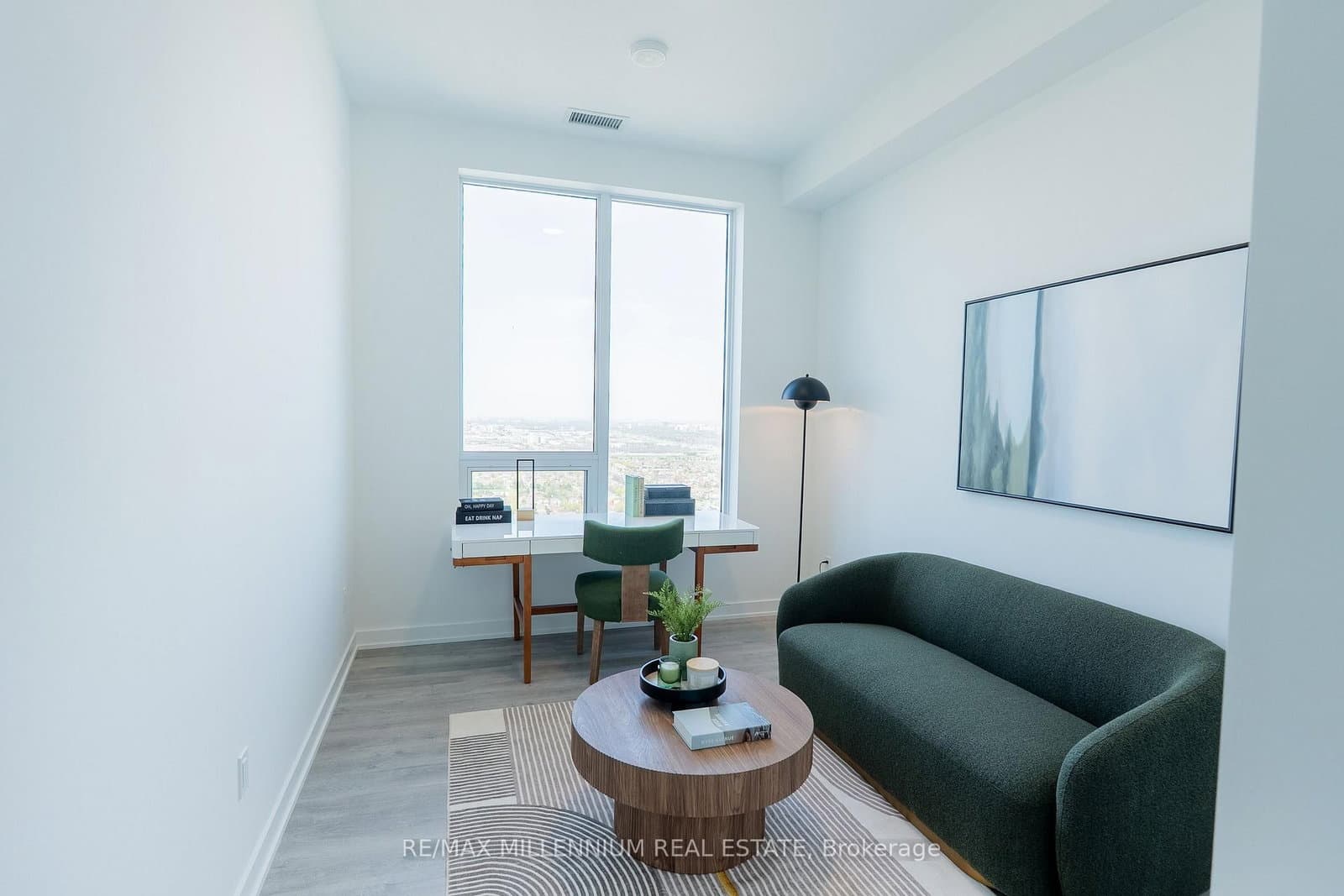 5105 Hurontario Street, Unit PH6 thumbnail 13