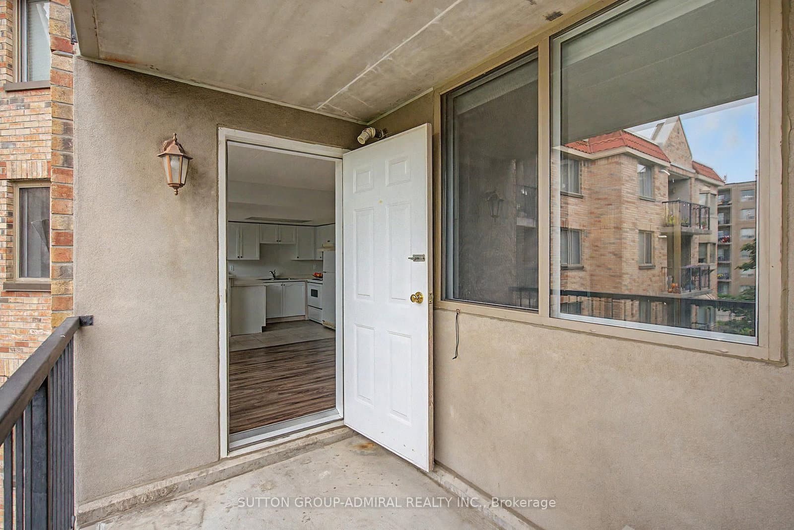 3499 Upper Middle Road, Unit 311 thumbnail 11