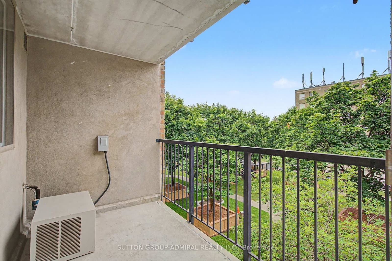 3499 Upper Middle Road, Unit 311 thumbnail 12