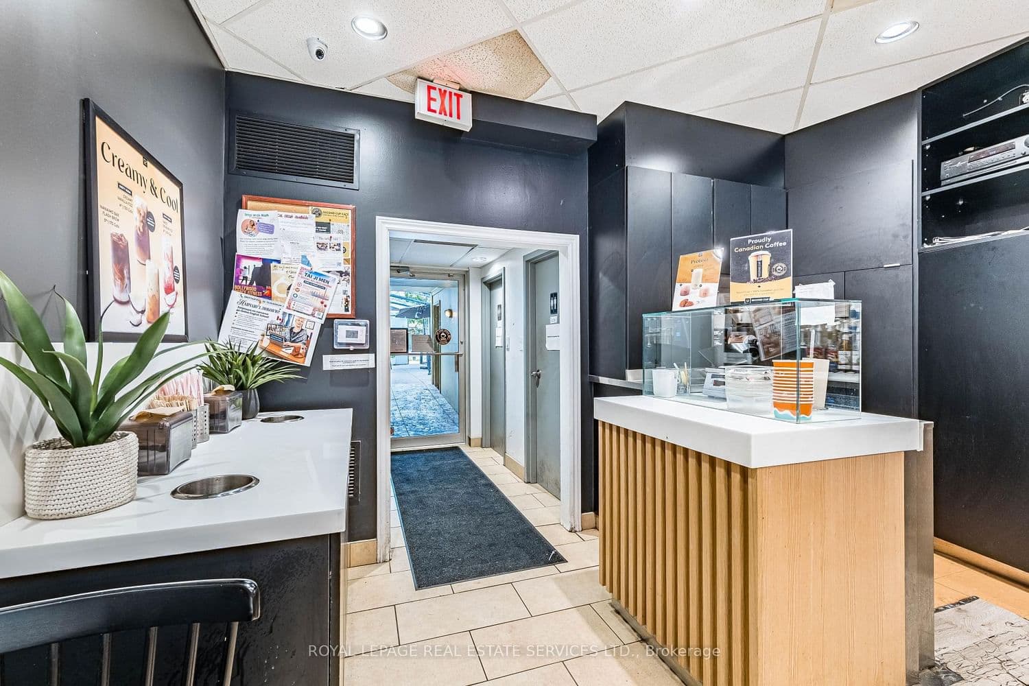 2340 Bloor Street W thumbnail 10