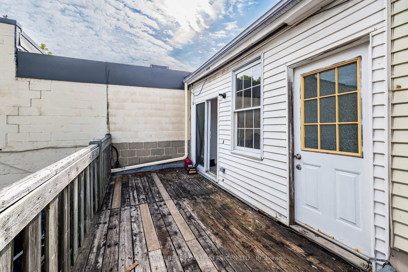2340 Bloor Street W thumbnail 15