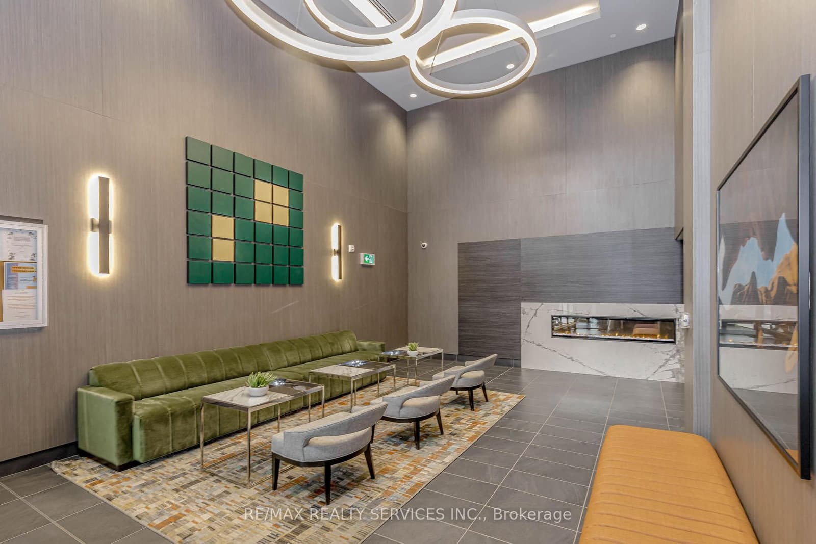 95 Dundas Street W, Unit 101 thumbnail 9