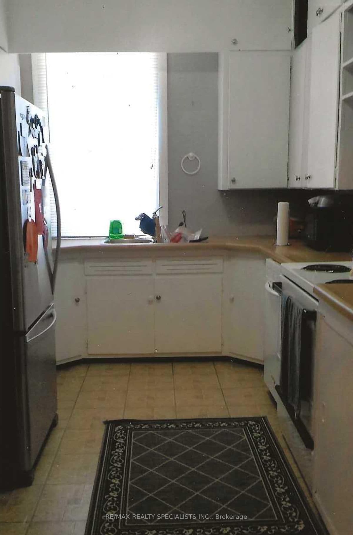 16 Wellington Street E thumbnail 13