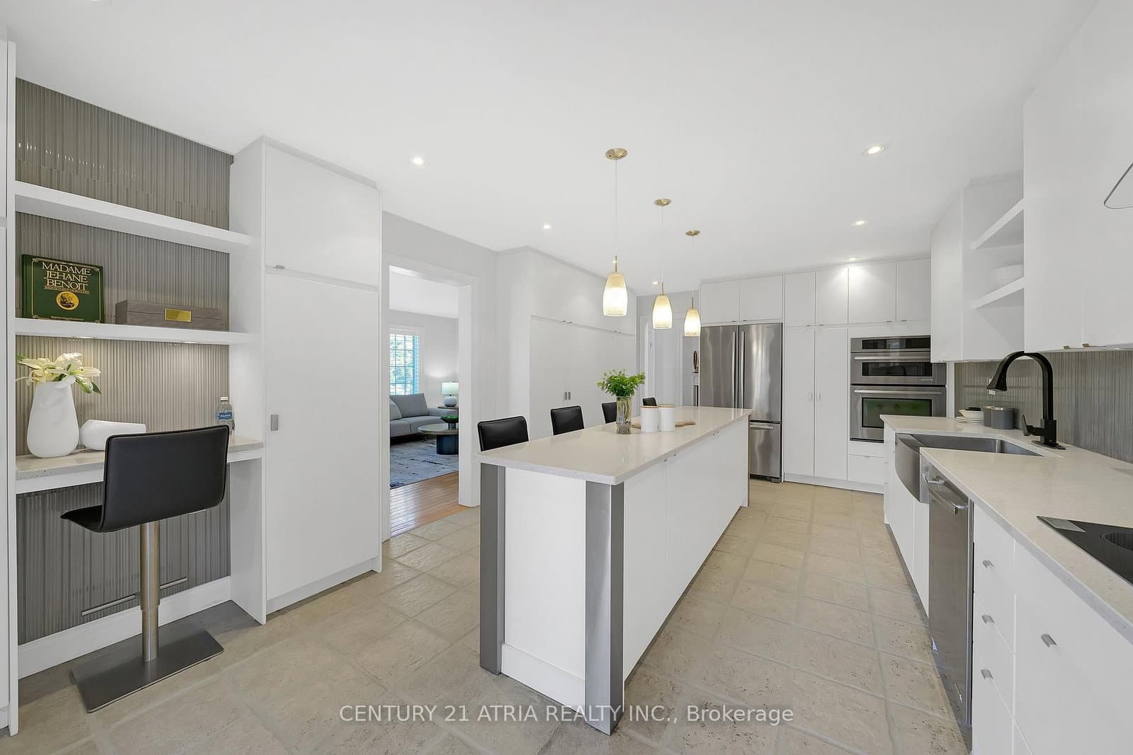 543 S Queens Drive thumbnail 14
