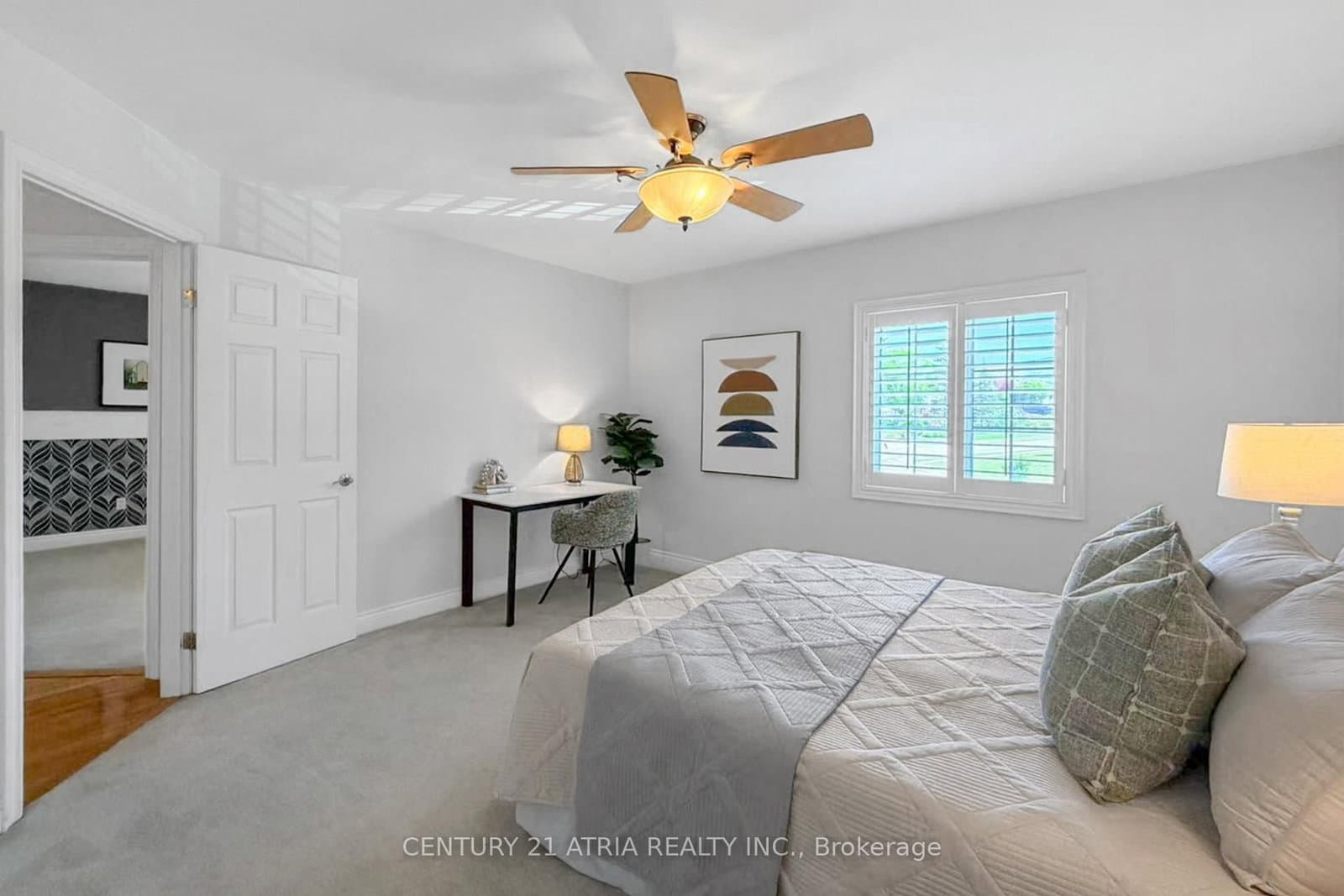 543 S Queens Drive thumbnail 33