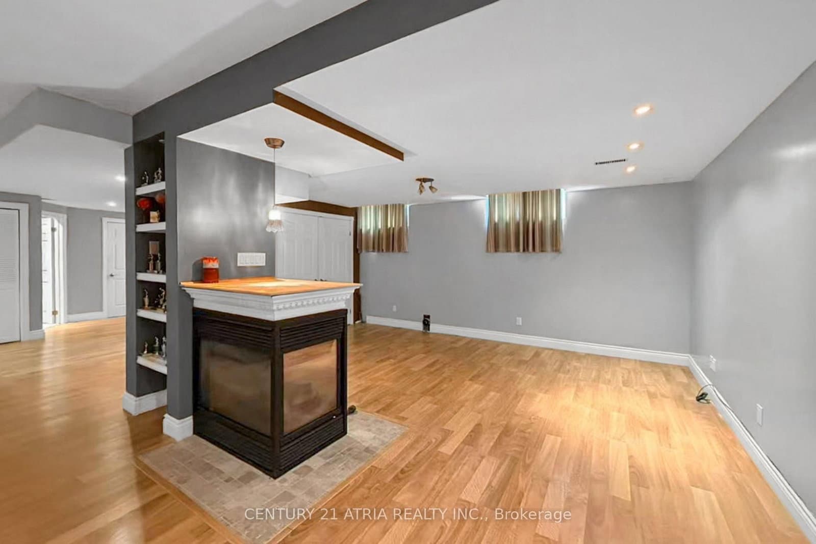 543 S Queens Drive thumbnail 39