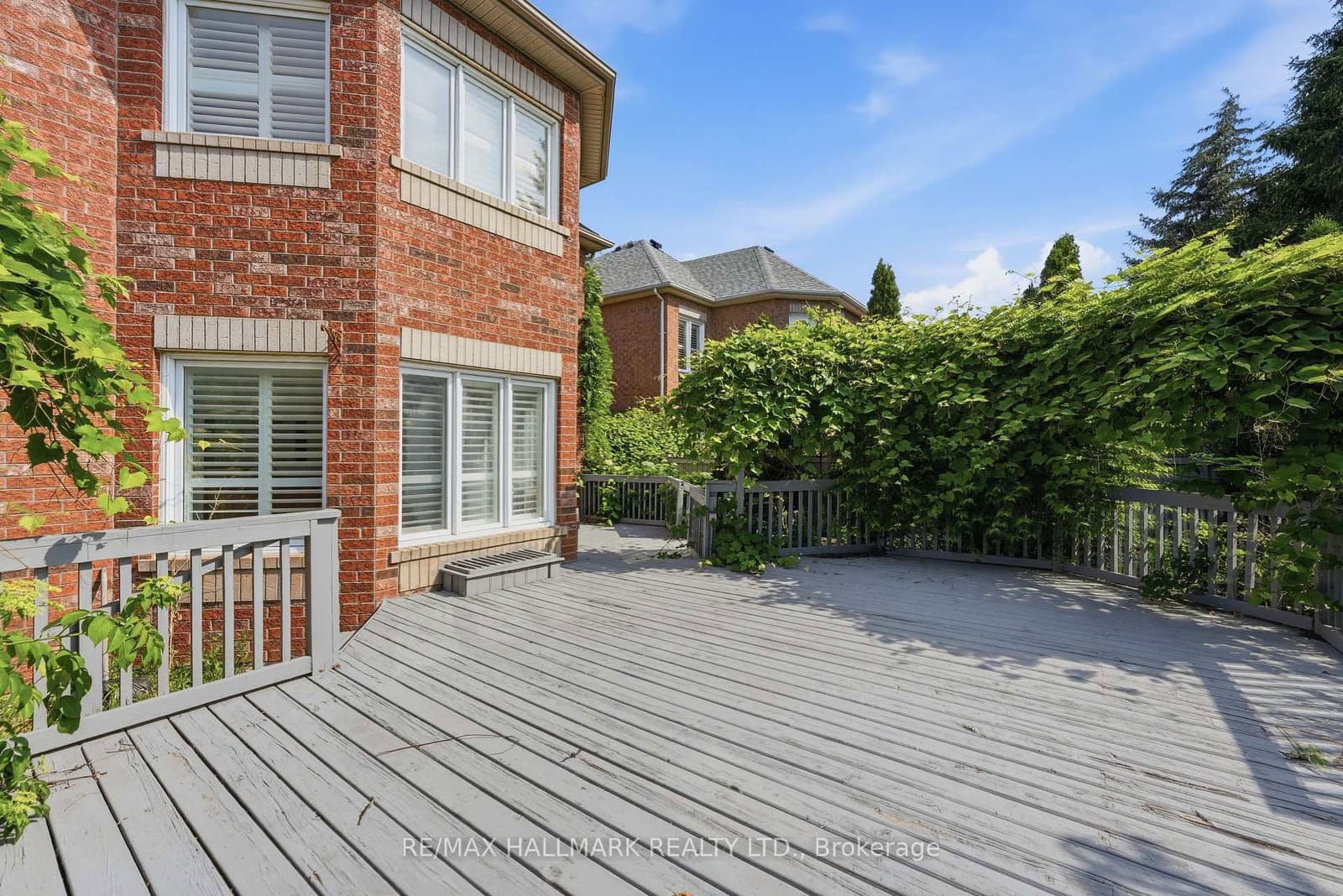 2013 Rosemount Crescent thumbnail 43