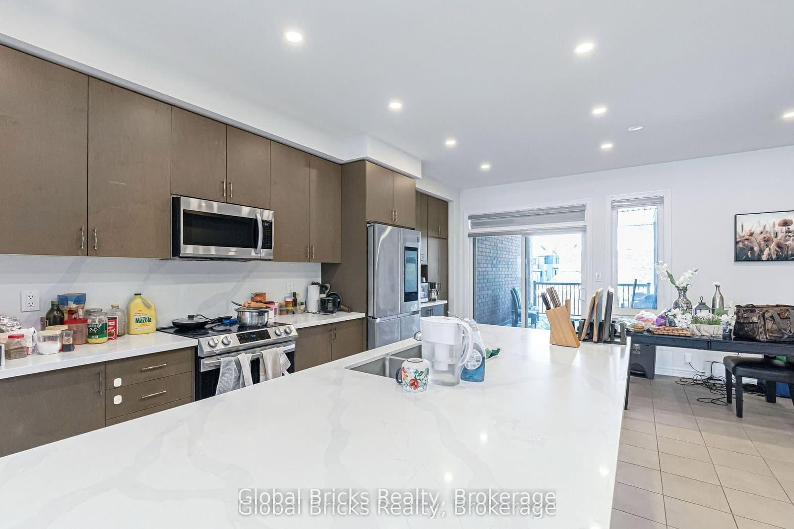 49 Burnhamthorpe Road E thumbnail 22
