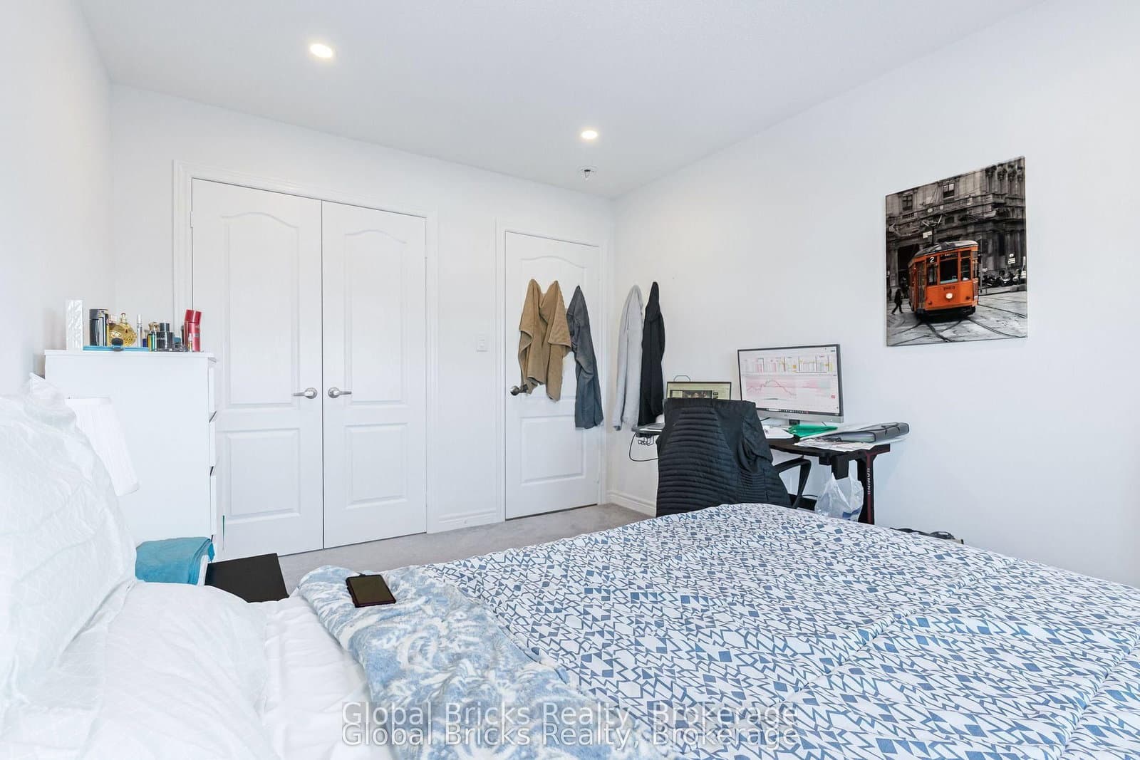 49 Burnhamthorpe Road E thumbnail 35