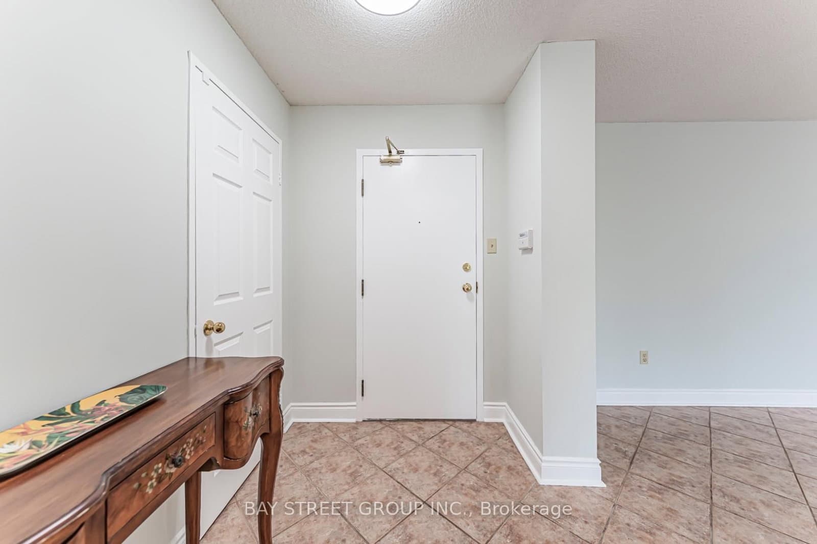 10 Malta Avenue, Unit 306 thumbnail 7