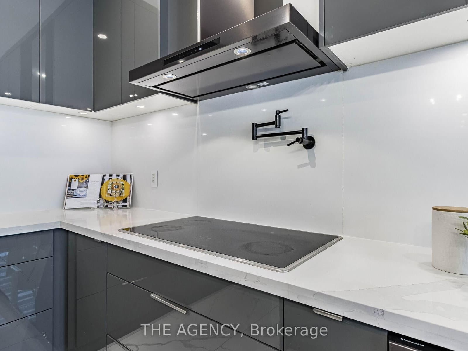 612 Serafini Crescent thumbnail 12