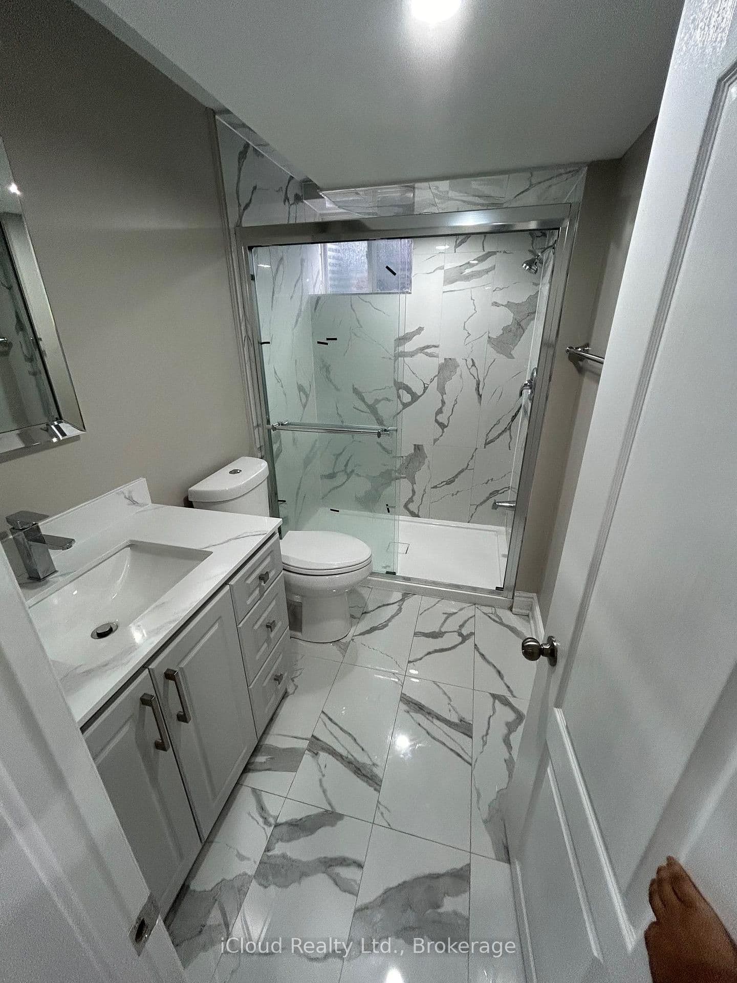 1295 Rose Way W thumbnail 13