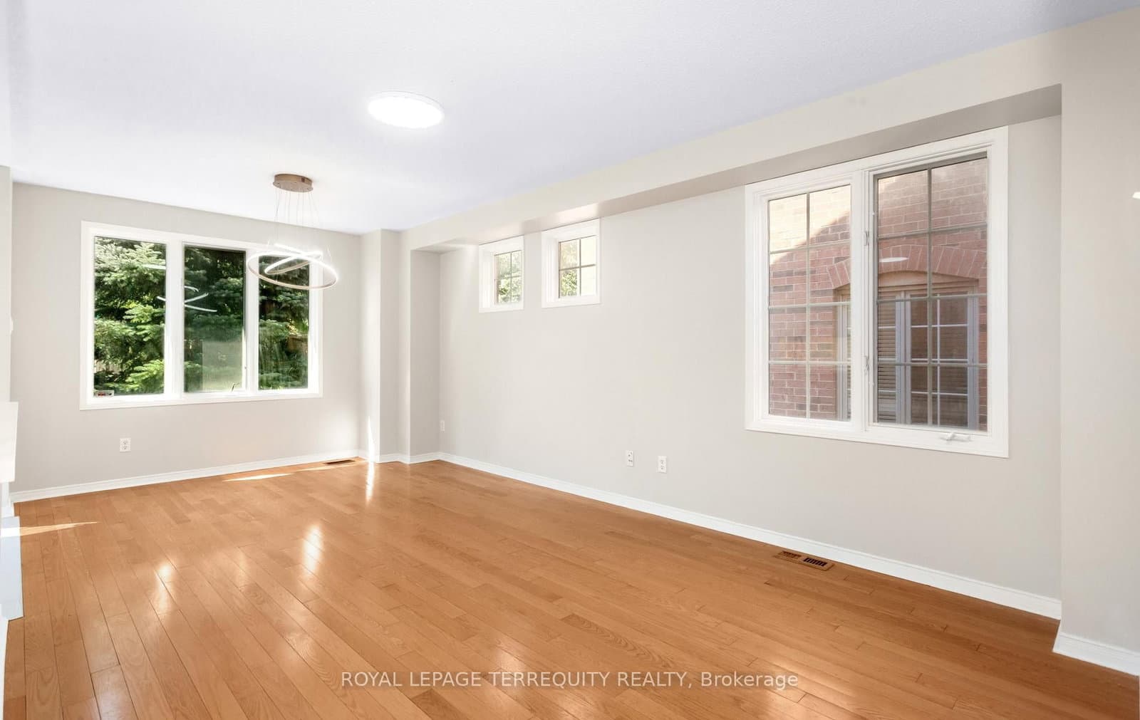 5950 Glen Erin Drive, Unit 50 thumbnail 9