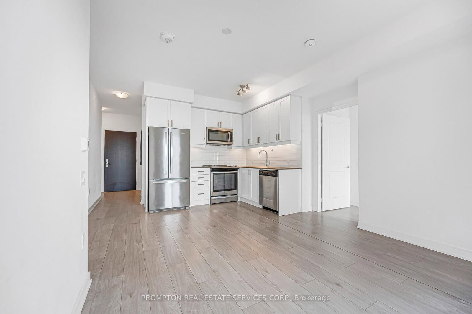 8 Nahani Way, Unit 3320 thumbnail 35