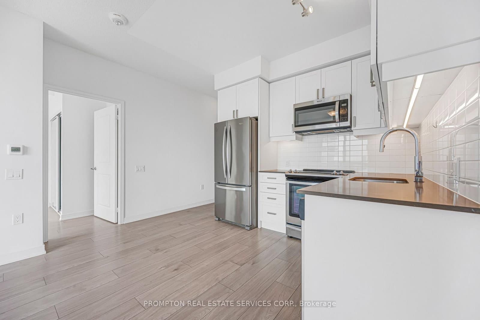 8 Nahani Way, Unit 3320 thumbnail 9