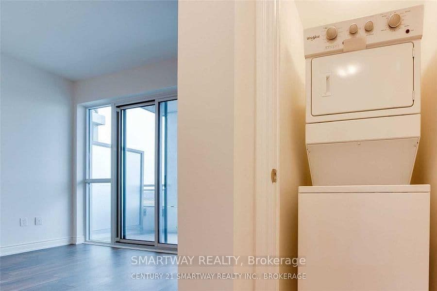 1050 Main Street E, Unit 321 thumbnail 18