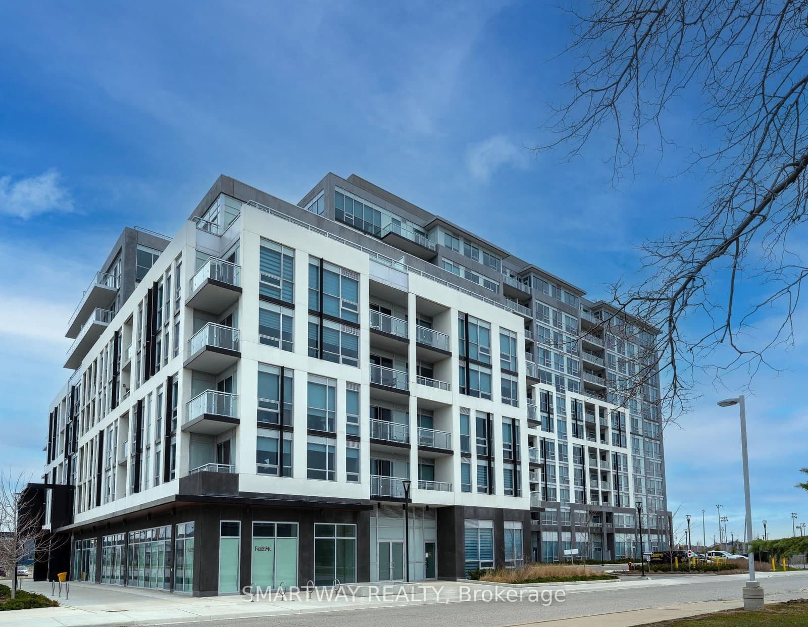 1050 Main Street E, Unit 321 thumbnail 3