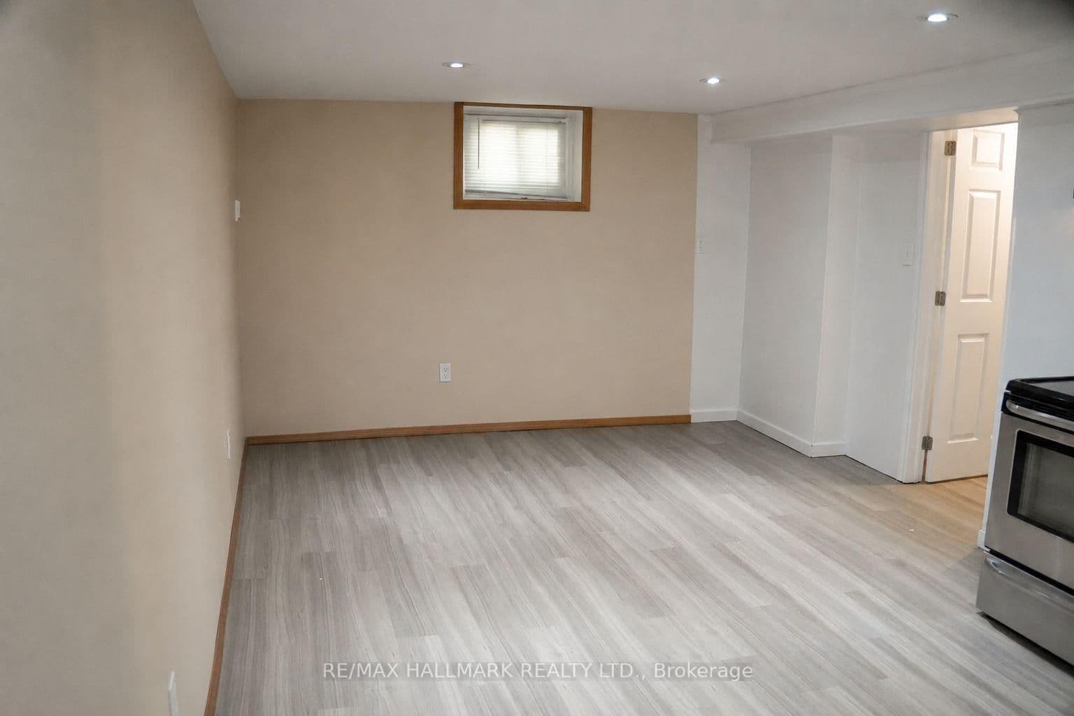 1191 Islington Avenue, Unit Basement thumbnail 6