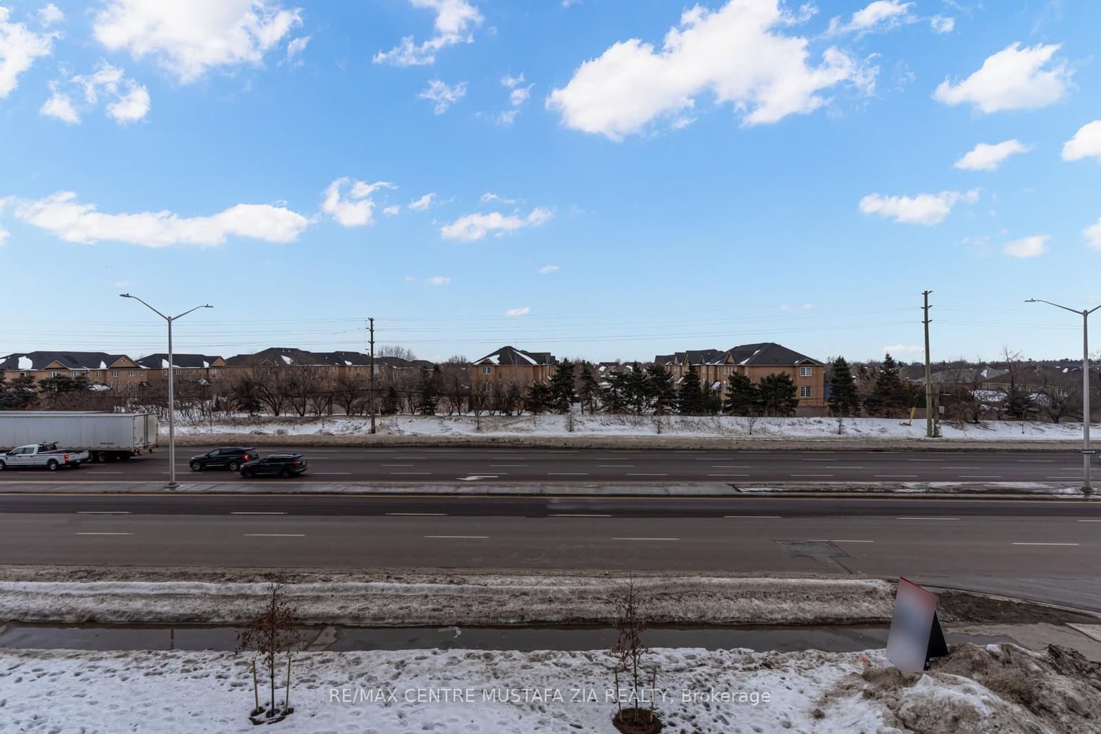 395 Dundas Street W, Unit 217 thumbnail 37